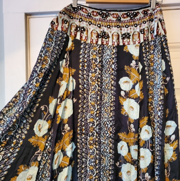 Free People Silk Road Boho Side Slit Skirt Size 10 Satin - Picture 3 of 11